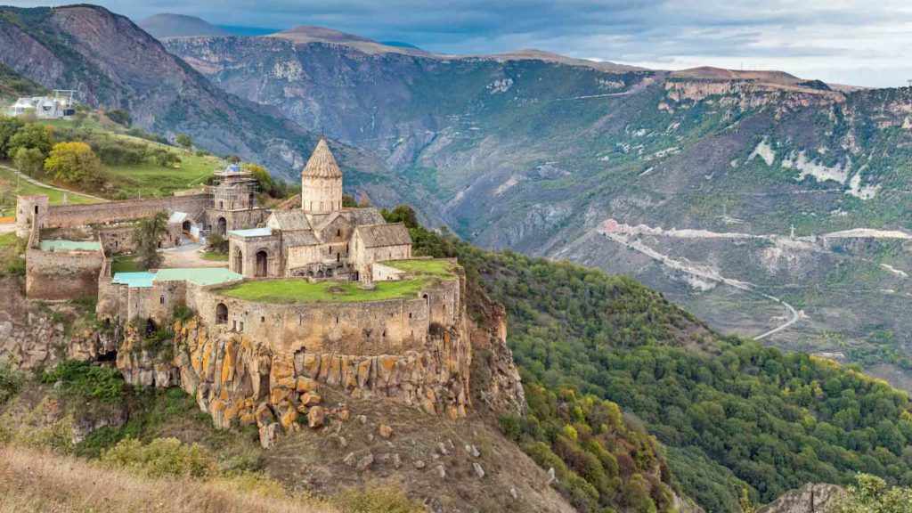 Maravillas de Armenia-Monasterio-Tatev